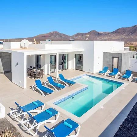 Villa Aurora By
